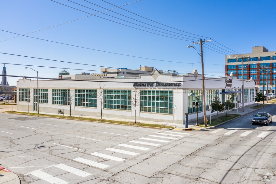 More Photos Of 220 E 8th St, Tulsa Office For Lease