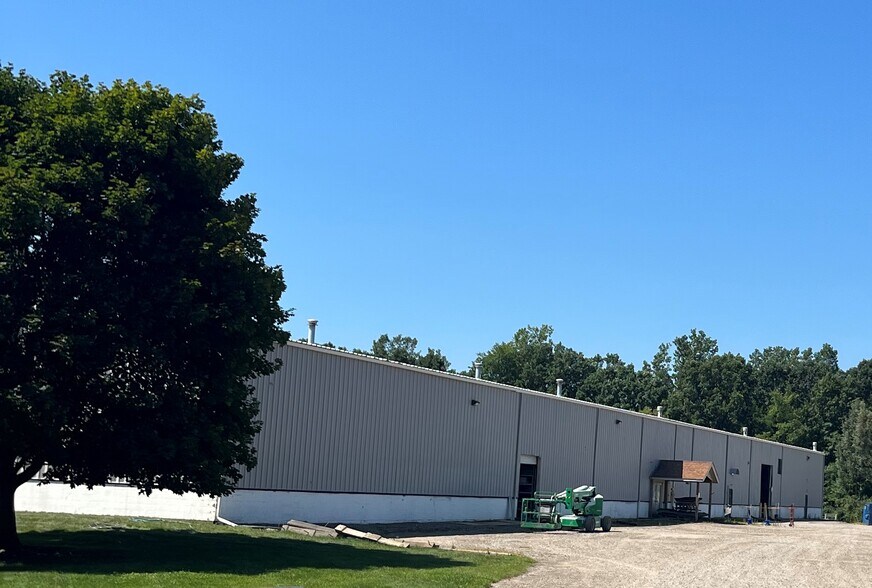 More Photos Of 170 Aprill Dr, Ann Arbor Warehouse For Lease