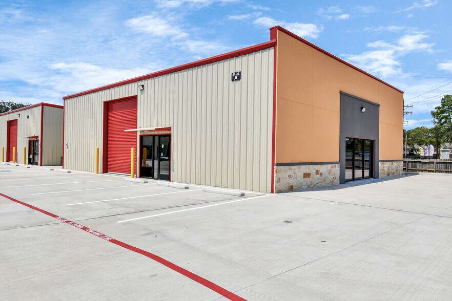 More Photos Of 19820 FM 1485 Rd, New Caney Warehouse For Lease