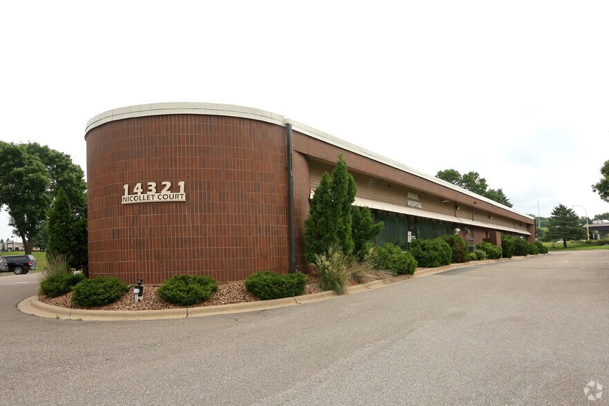 More Photos Of 14321 Nicollet Ct, Burnsville Office For Lease