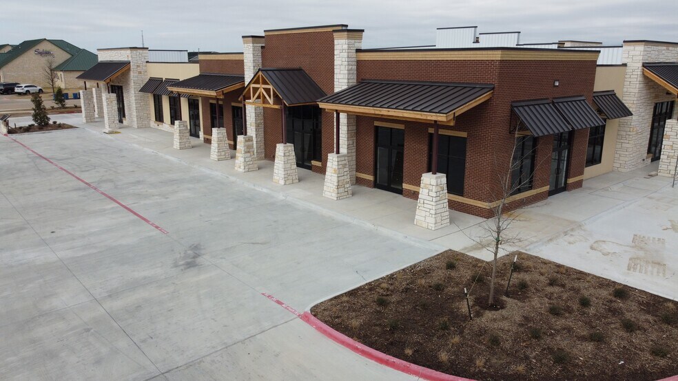More Photos Of 6601 HORIZON, Rockwall Medical For Lease