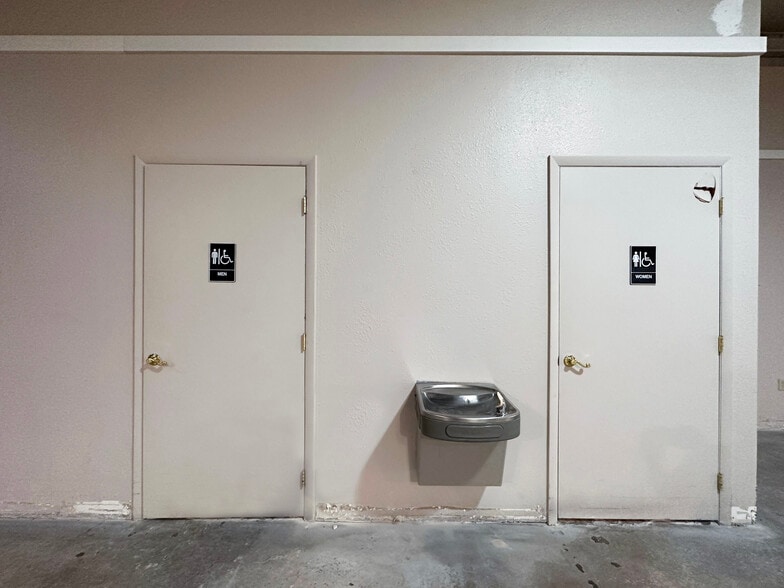 More Photos Of 3706 N Highway 1, Cocoa Freestanding For Sale