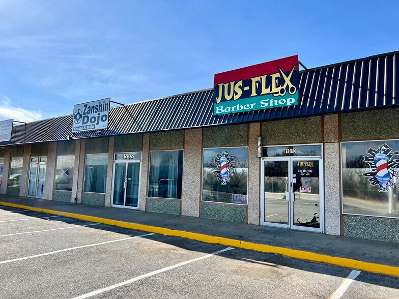 More Photos Of 1802-1816 NW Fort Sill Blvd, Lawton Unknown For Lease