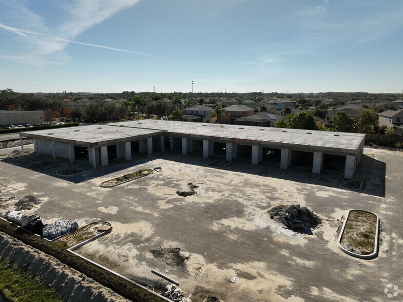 Primary Photo Of 5725 Lee Blvd, Lehigh Acres Freestanding For Lease