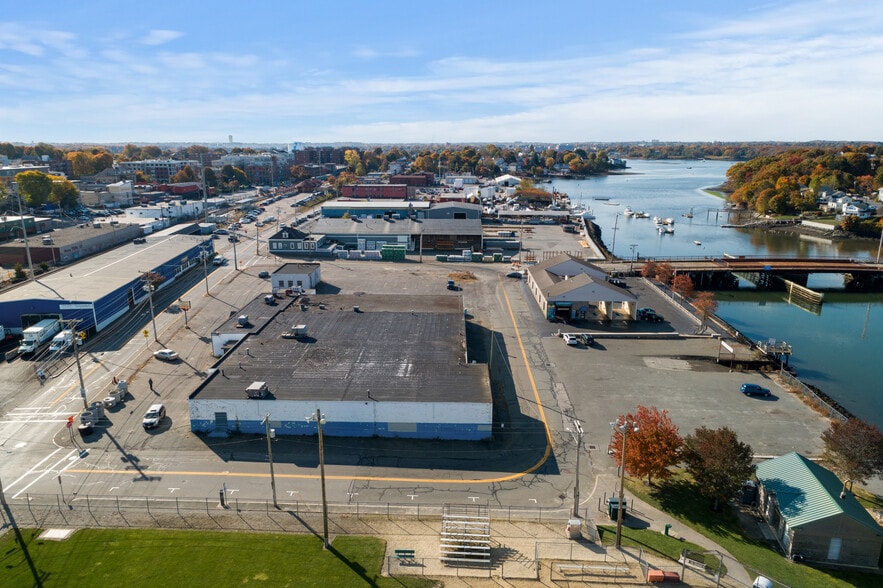 More Photos Of 88-100 River St, Beverly Land For Lease