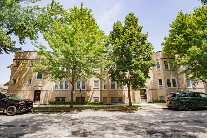 More Photos Of 2903 N Linder Ave, Chicago Apartments For Sale