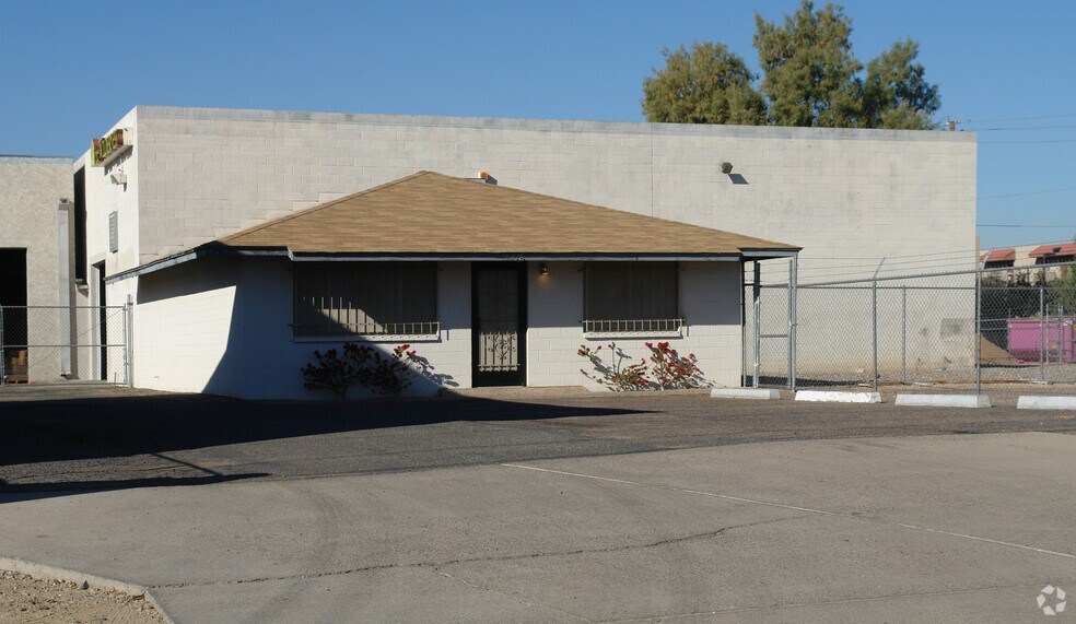 More Photos Of 9418 N 16th Ave, Phoenix Light Distribution For Sale