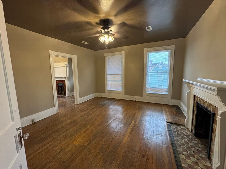 More Photos Of 903 Luttrell St, Knoxville Apartments For Sale