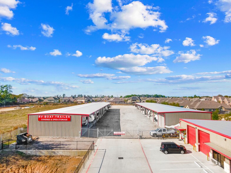 More Photos Of 18207 N Eldridge Pky, Tomball Warehouse For Lease