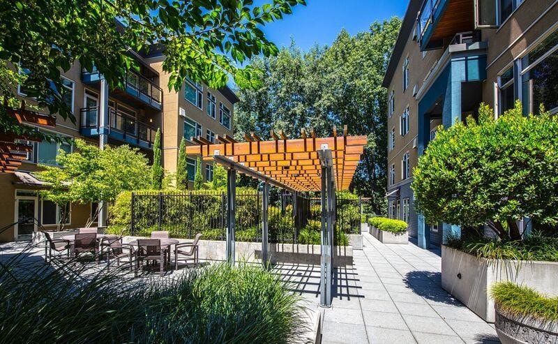 More Photos Of 1133 Lake Washington Blvd, Renton Apartments For Lease