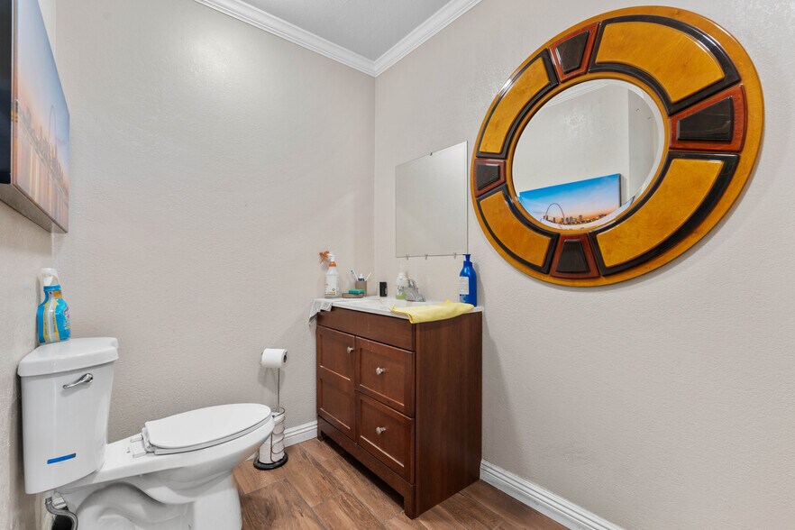 More Photos Of 491 W Rialto Ave, Rialto Manufacturing For Sale