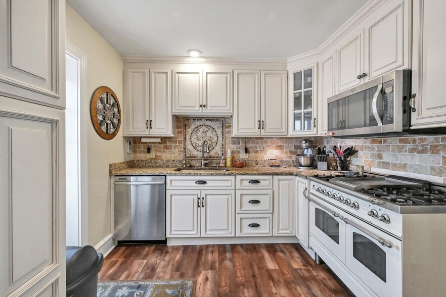 More Photos Of 301 W Main St, Ephrata Hospitality For Sale