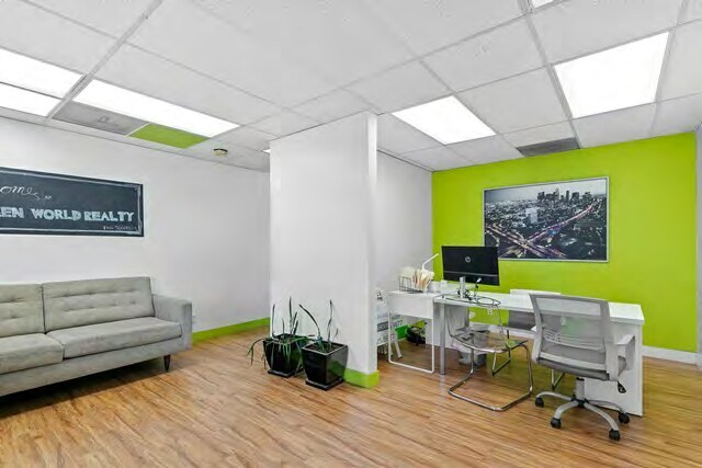 More Photos Of 1461 E Chevy Chase Dr, Glendale Office For Sale