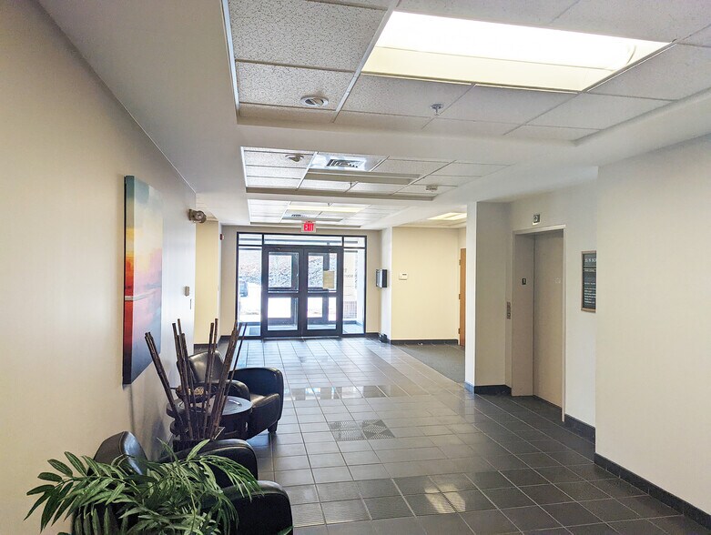 More Photos Of 15 N Southwood Dr, Nashua Office For Sale