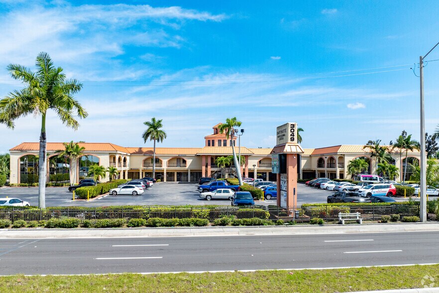More Photos Of 3049 Cleveland Ave, Fort Myers Medical For Lease