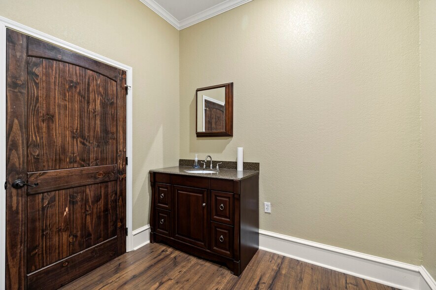 More Photos Of 5678 FM 1249 E, Kilgore Industrial For Sale