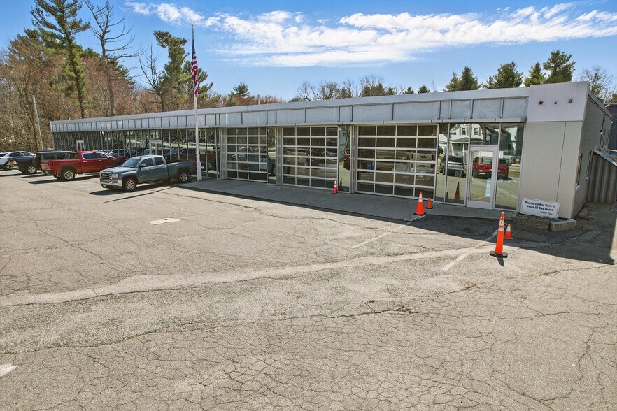 More Photos Of 145 Union St, Holbrook Warehouse For Lease
