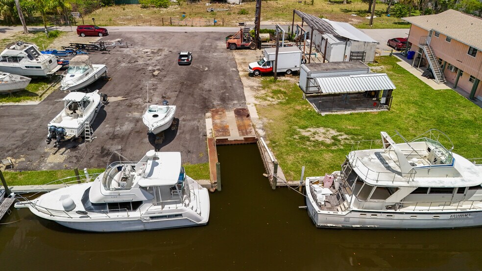 More Photos Of 2200 Marina Park Dr, Fort Myers Marina For Sale