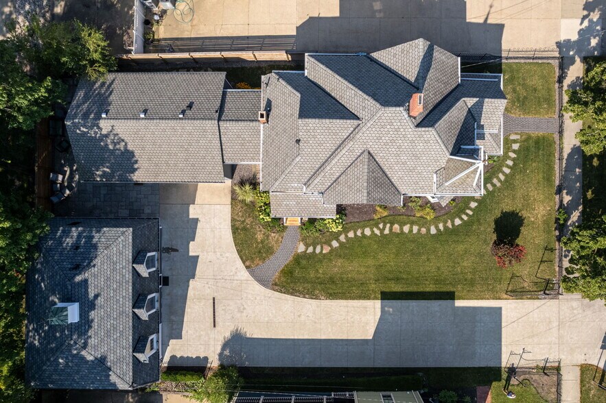 More Photos Of 236-238 West Liberty st, Medina Office For Sale