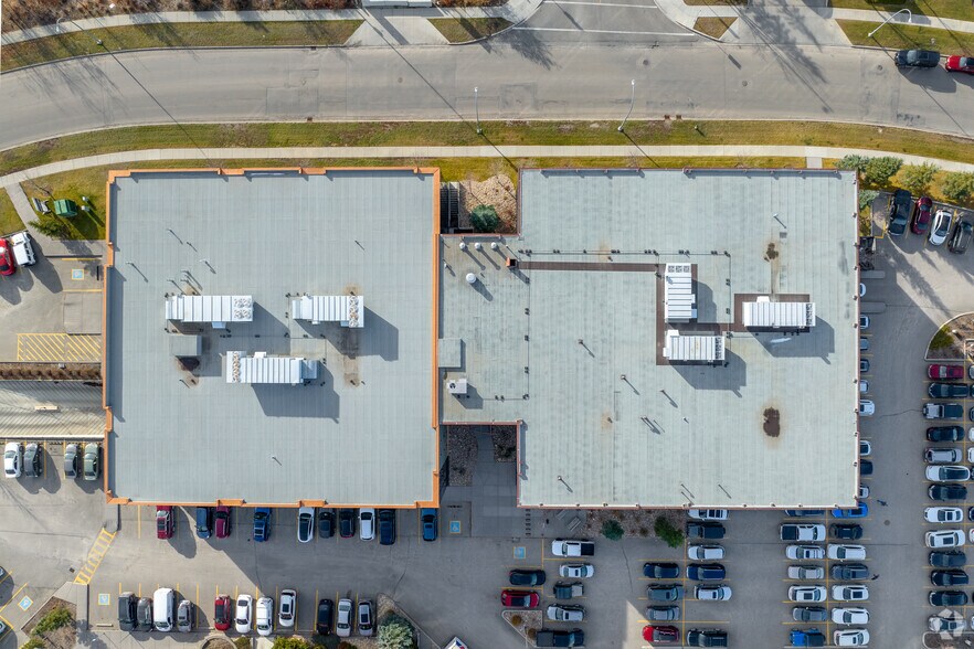 More Photos Of 11420 27th St SE, Calgary Medical For Sale