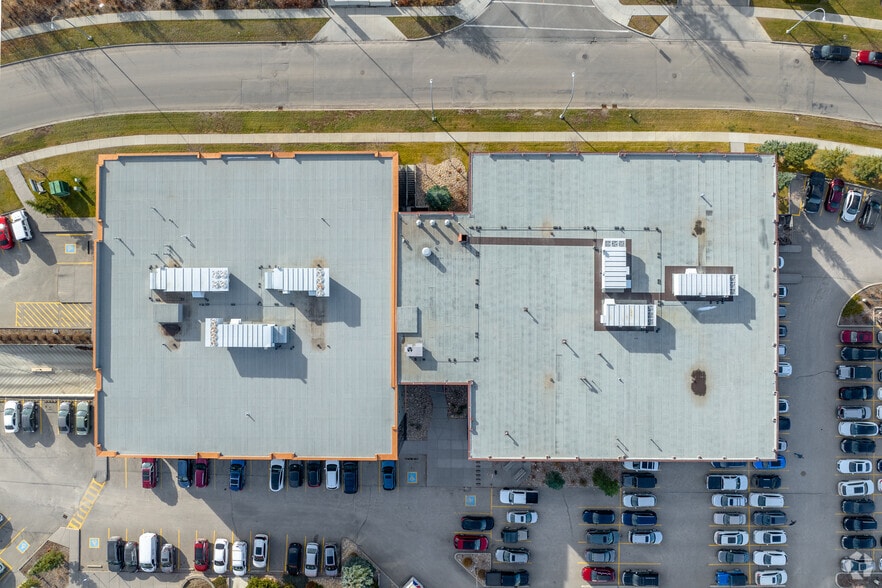 More Photos Of 11420 27th St SE, Calgary Medical For Lease