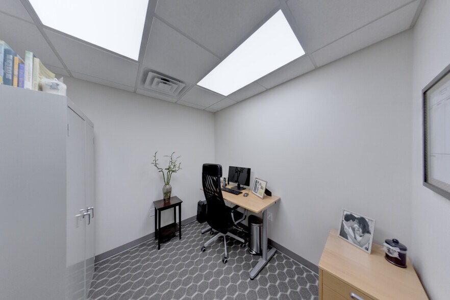 More Photos Of 1050 NW 8th Ave, Gainesville Unknown For Lease