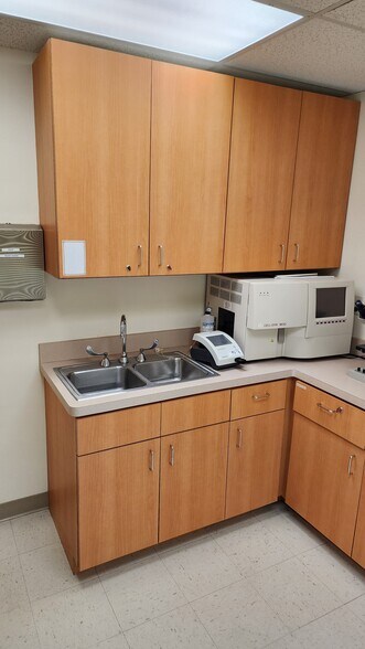 More Photos Of 12221 S Kirkwood Rd, Stafford Apartments For Lease