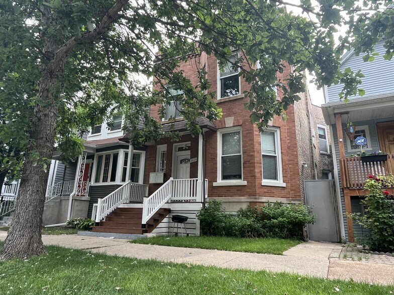 Primary Photo Of 3129 N Christiana Ave, Chicago Apartments For Sale