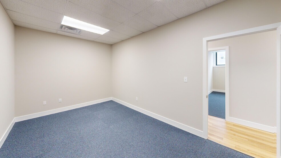 More Photos Of 13594 Monterey Ln, Blue Ridge Summit Office For Lease