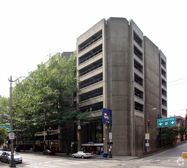 Primary Photo Of 721 1st Ave, Seattle Parking Garage For Lease