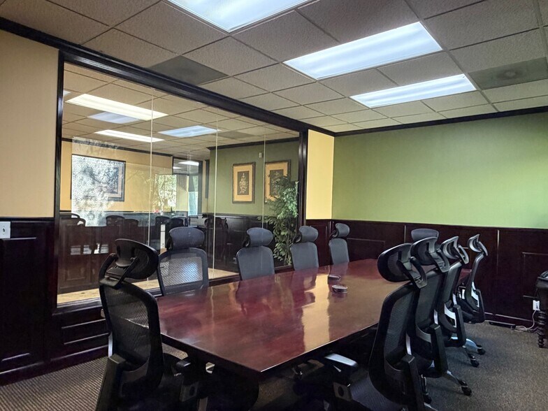 More Photos Of 22952 Mill Creek Dr, Laguna Hills Office For Lease