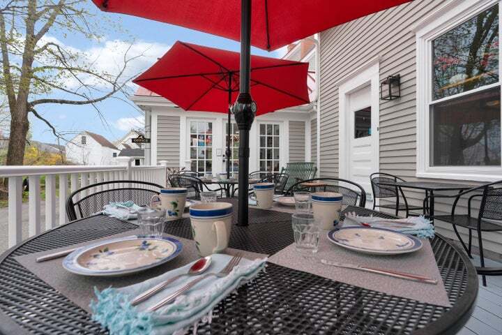 More Photos Of 11 Holbrook St, Freeport Hospitality For Sale