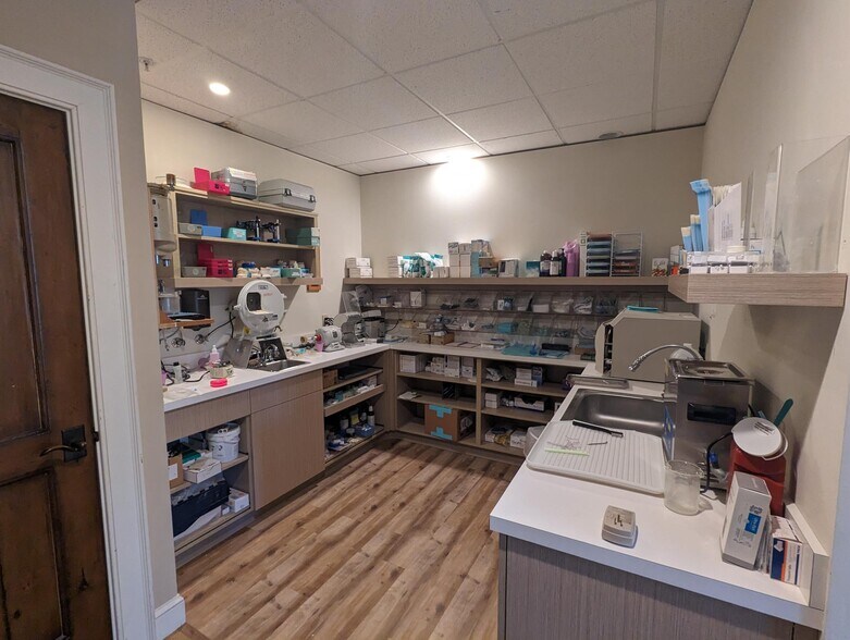 More Photos Of 120 2nd Ave N, Ketchum Medical For Sale