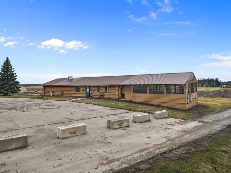 More Photos Of 8826 Grams Rd, Ripon Restaurant For Sale