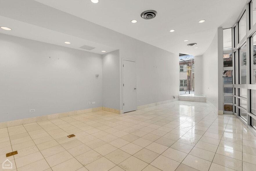 More Photos Of 1309-1311 E 57th St, Chicago Office For Lease