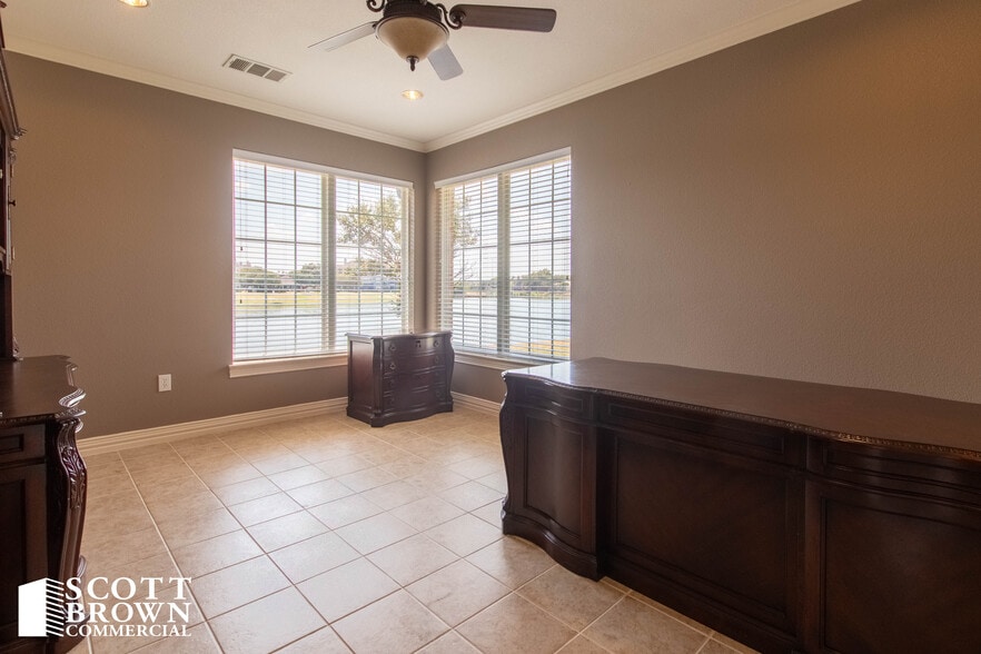 More Photos Of 860 Hebron Pky, Lewisville Office For Lease