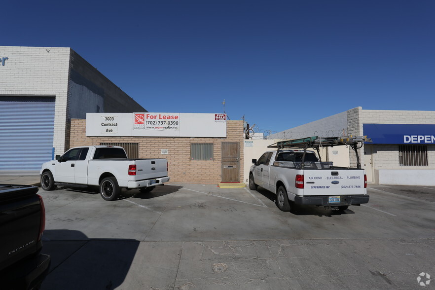 More Photos Of 3009 Contract Ave, Las Vegas Auto Repair For Sale