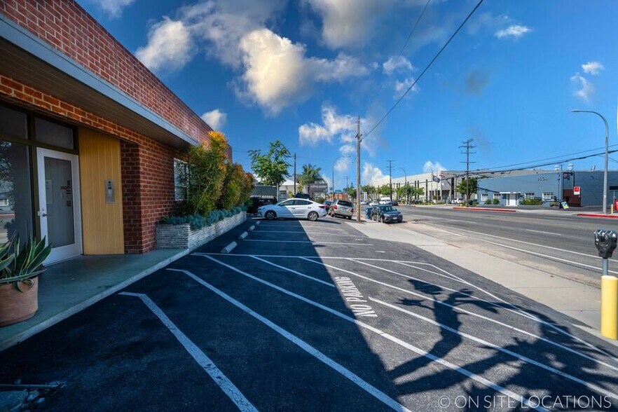More Photos Of 9520 W Jefferson Blvd, Culver City Loft Creative Space For Lease