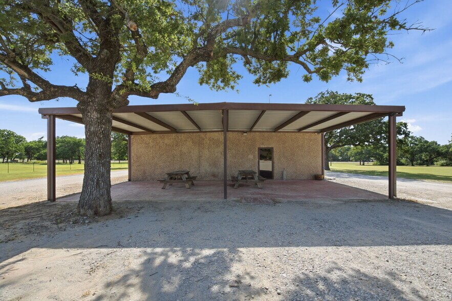 More Photos Of , Mineral Wells Unknown For Sale