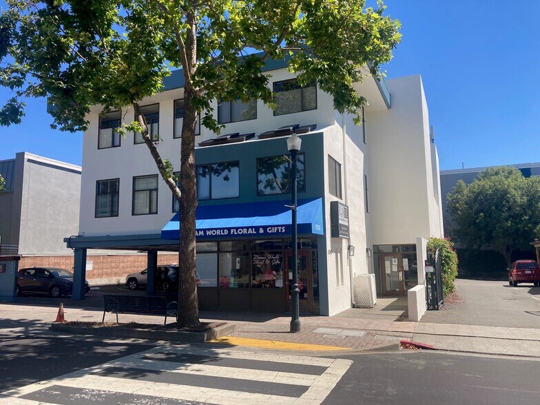 More Photos Of 6500 Fairmount Ave, El Cerrito Storefront Retail Office For Lease