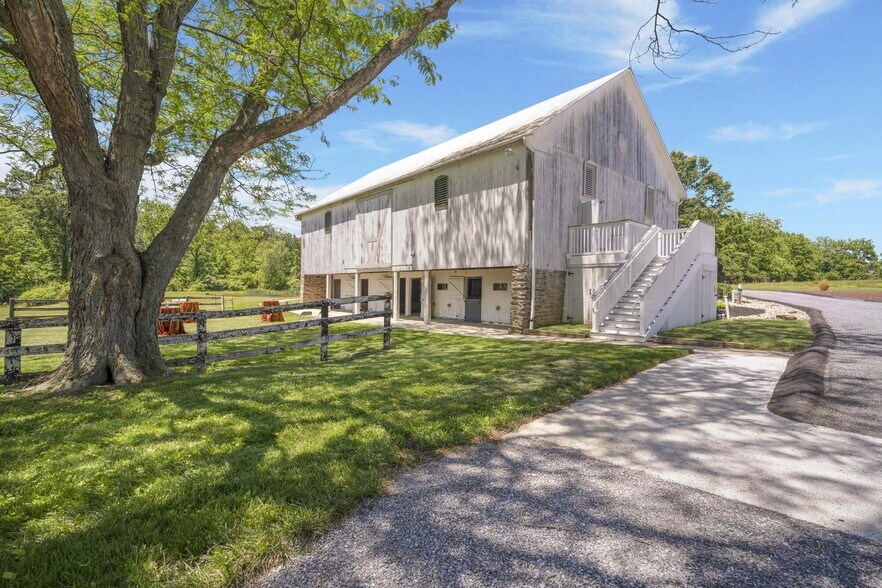 More Photos Of 1902 Jefferson Pike, Brunswick Lodge Meeting Hall For Lease
