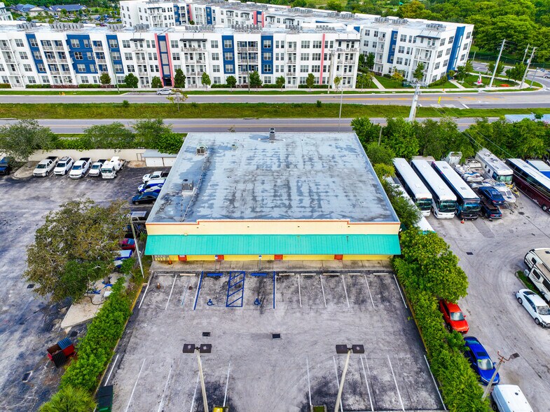 More Photos Of 27330 S Dixie Hwy, Homestead Storefront Retail Office For Sale