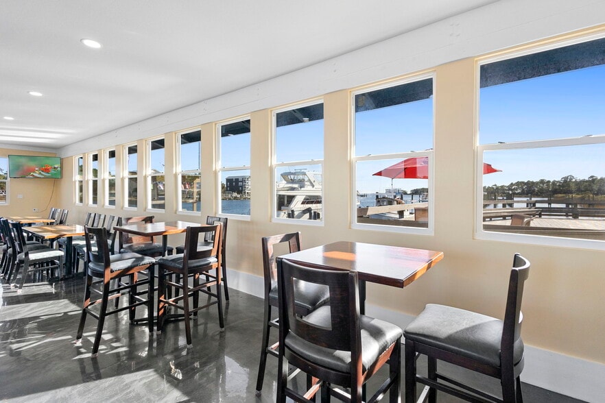 More Photos Of 275 Timber Island Rd, Carrabelle Restaurant For Sale