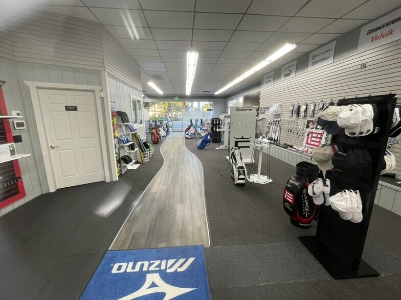 More Photos Of 7022-7046 Village Pky, Dublin Freestanding For Lease