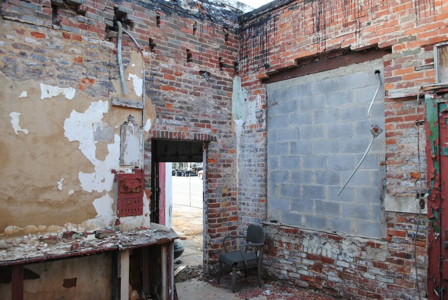 More Photos Of 2928 Cummings Hwy, Chattanooga Land For Sale