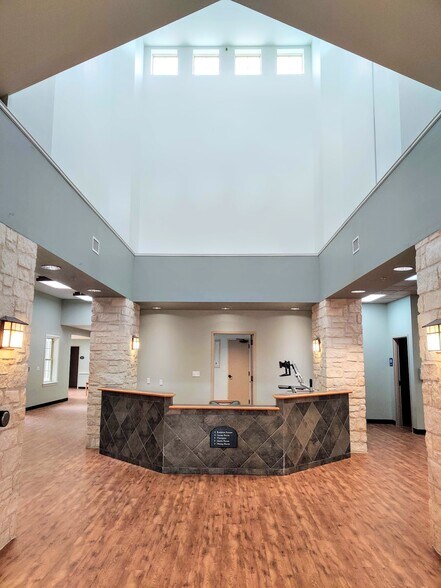 More Photos Of 400 Old Highway 290, Dripping Springs Healthcare For Sale