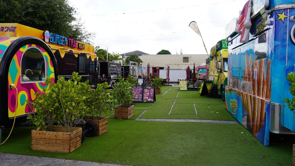 More Photos Of 7551 W 4th Ave, Hialeah Freestanding For Sale