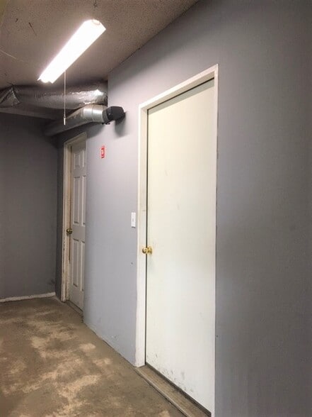 More Photos Of 419 E Main St, Orange Auto Dealership For Sale