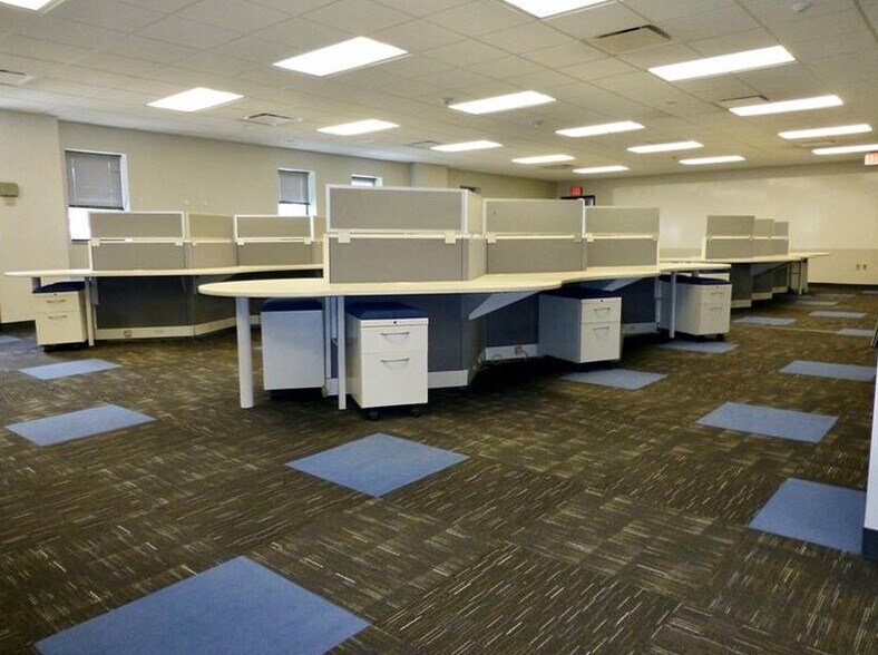 More Photos Of 4736 Penn Ave, Pittsburgh Office For Lease