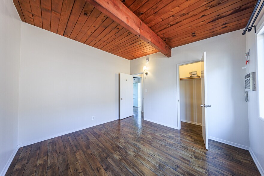 More Photos Of 5629 Cleon Ave, North Hollywood Multifamily For Sale